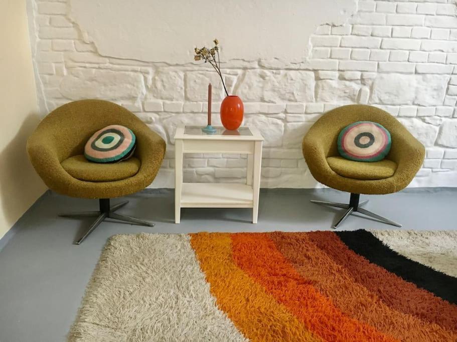 Vintage Studio Apartment, Garden And Free Parking Budapest Luaran gambar