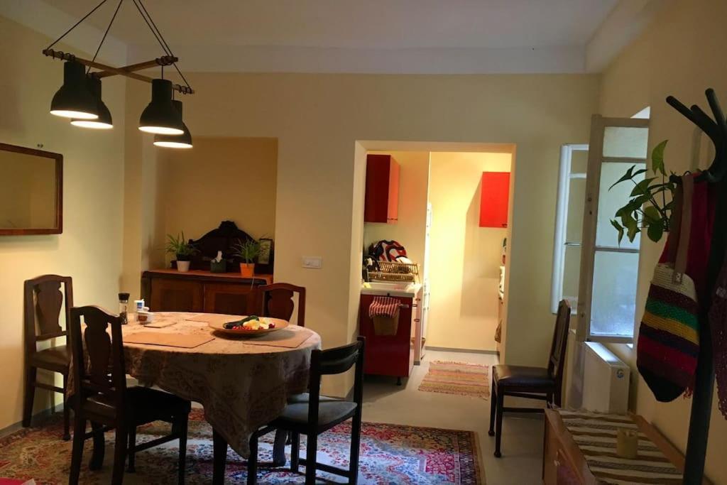 Vintage Studio Apartment, Garden And Free Parking Budapest Luaran gambar